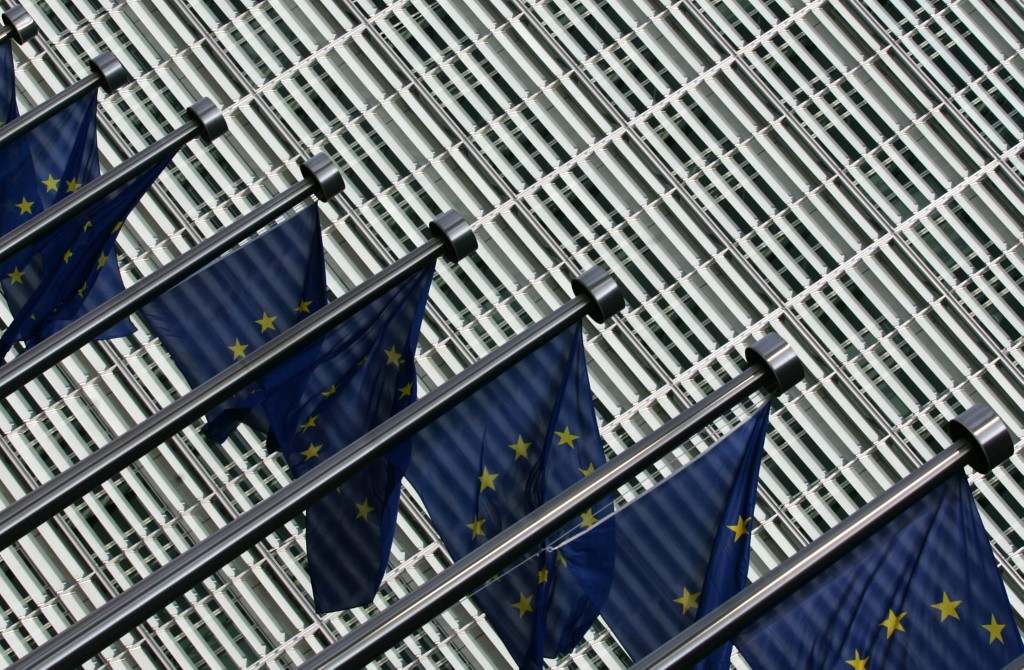 Na, ennyit Brüsszelről: az EU eladósítással segítene