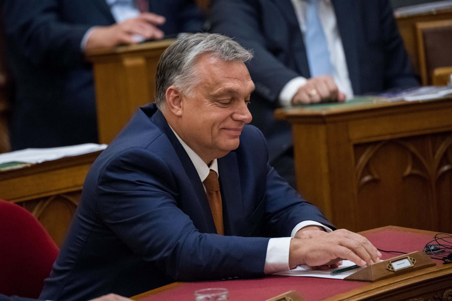 Már egymillióan követik Orbán Viktort a Facebookon