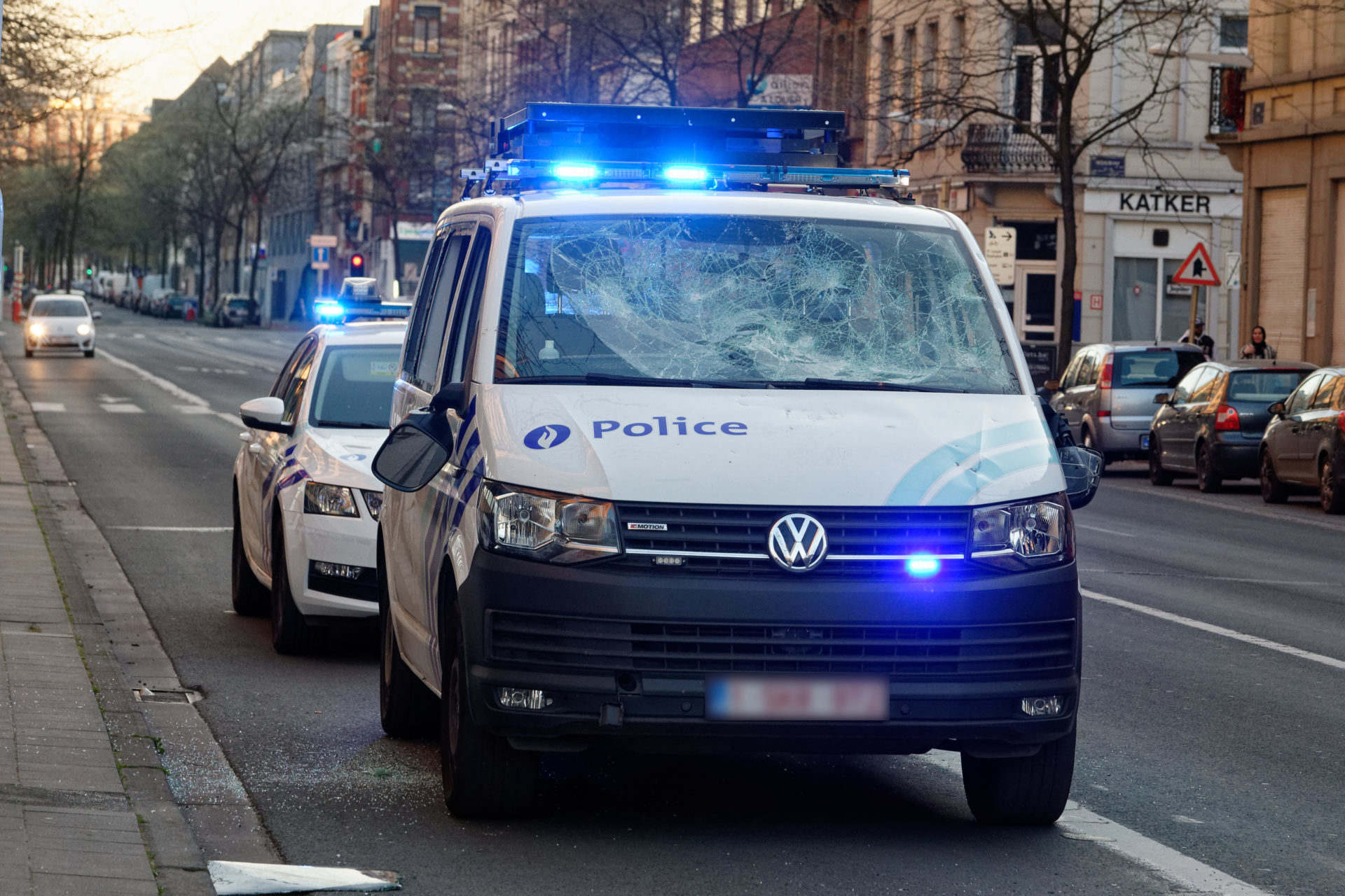 Rendőrökkel csaptak össze muszlim fiatalok nagyszombaton Brüsszelben