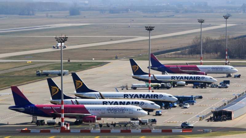 Budapest Airport: 17 helyett 10 millió utas idén