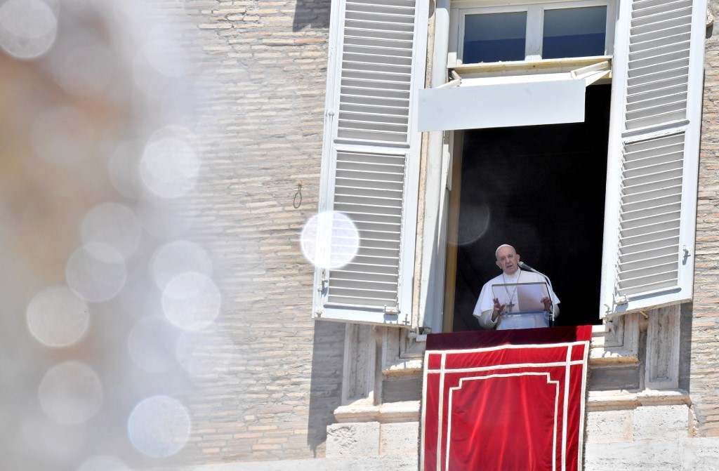 Ferenc pápa ismét globális tűzszünetet szorgalmazott
