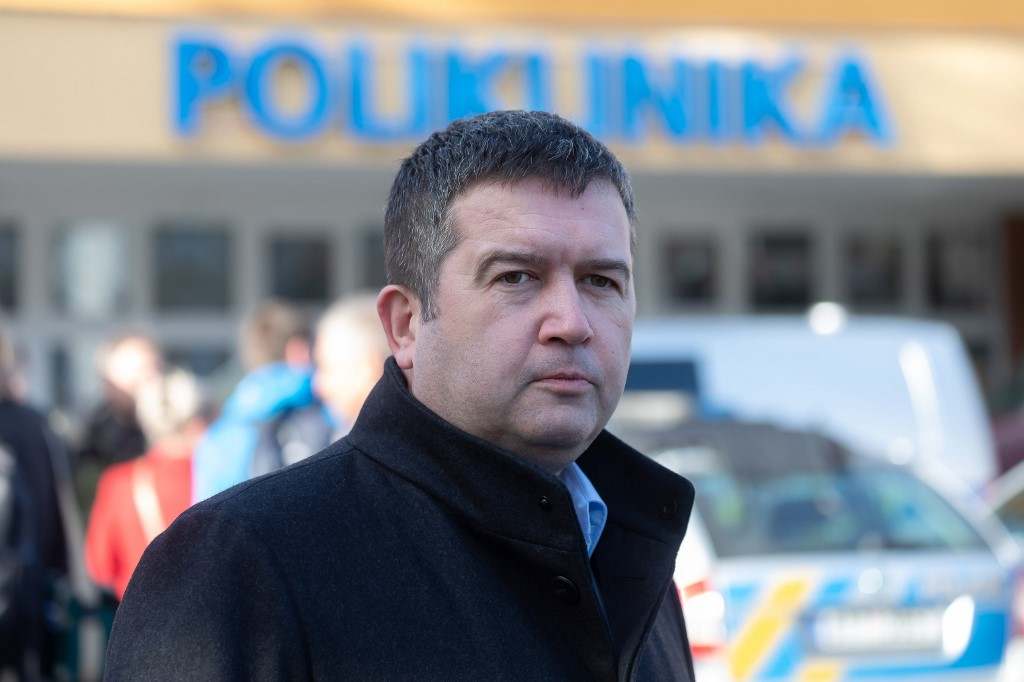 A csehek máris vétóznák Leyen migrációs paktumát