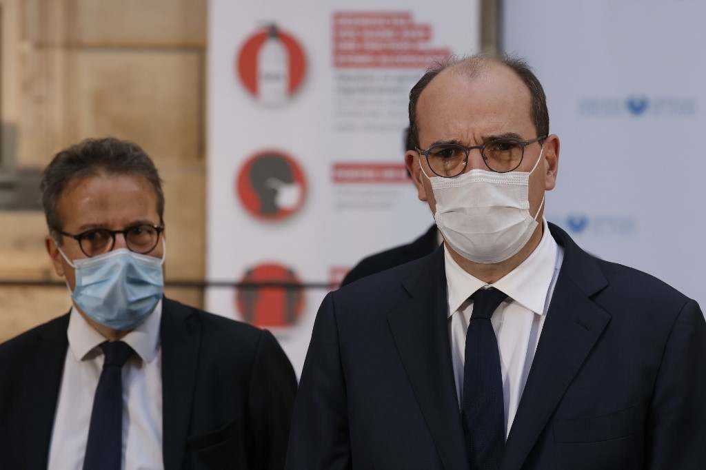 Kemény fellépést ígért a francia kormányfő a bestiális tanárgyilkosság után