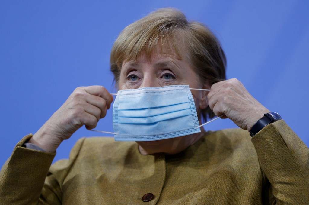 Merkel szerint a vakcinák elismerését WHO-s alapra kell helyezni