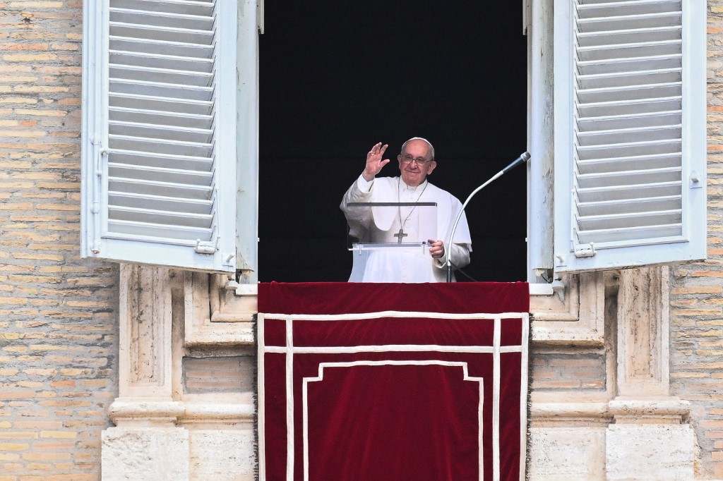 Arra kérte Ferenc pápa a nemzetek vezetőit, hogy ne sodorják rombolásba az emberiséget