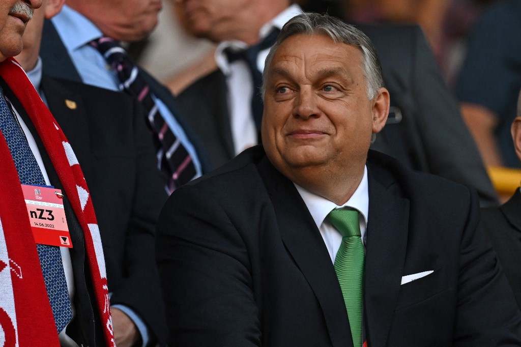 Orbán Viktor Szalai Ádám kérésére az öltözőben gratulált a csapatnak
